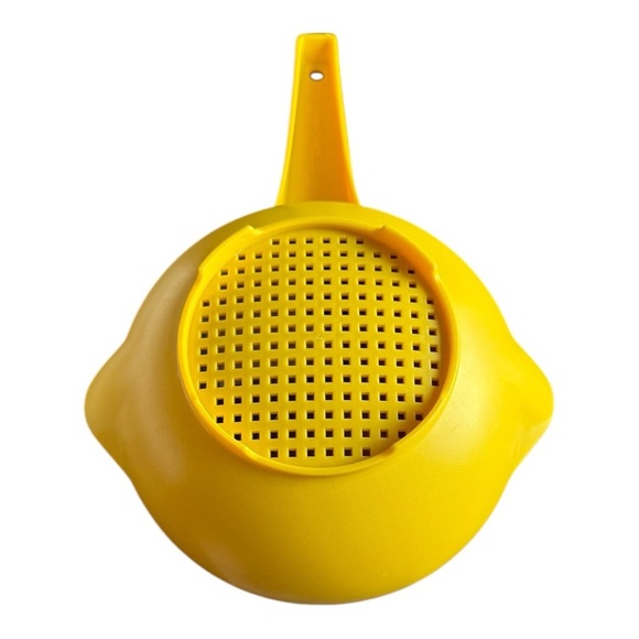 Tupperware Vintage Yellow Small Strainer/Colander 70’s Kitchen - Picture 2 of 3